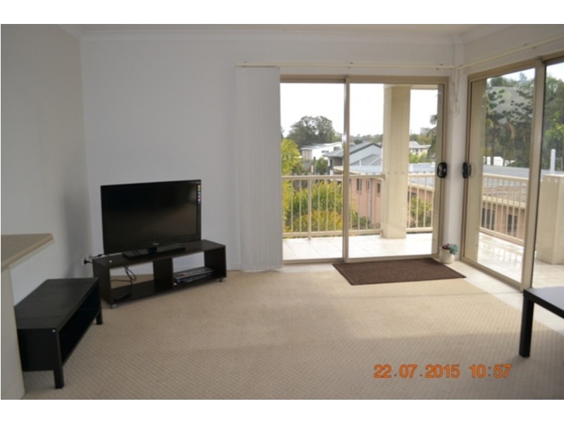 11/13D Wyndham Avenue, Southport QLD 4215