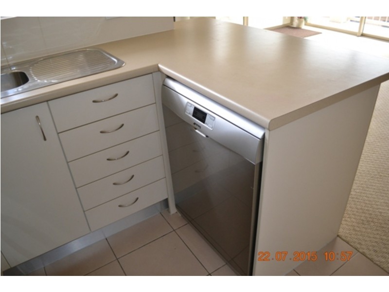 11/13D Wyndham Avenue, Southport QLD 4215