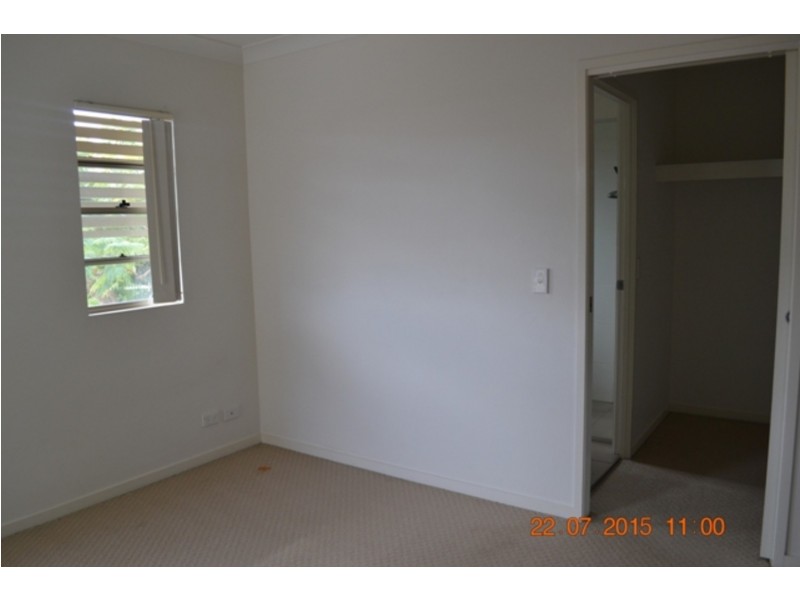 11/13D Wyndham Avenue, Southport QLD 4215