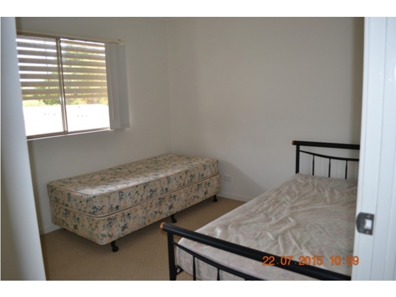 11/13D Wyndham Avenue, Southport QLD 4215