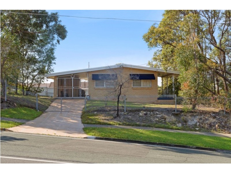 1 Forrest Avenue, Molendinar QLD 4214