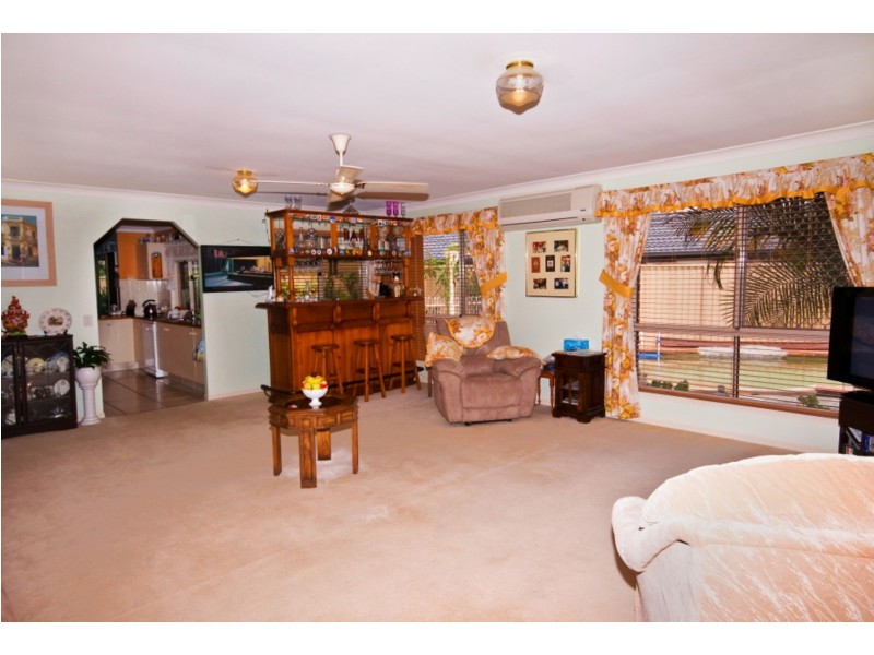 53 Henry Cotton Drive, Parkwood QLD 4214