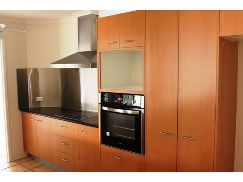 19 Parkwood Boulevard, Parkwood QLD 4214