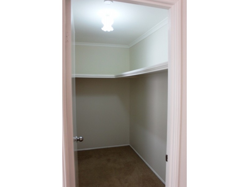 19 Parkwood Boulevard, Parkwood QLD 4214