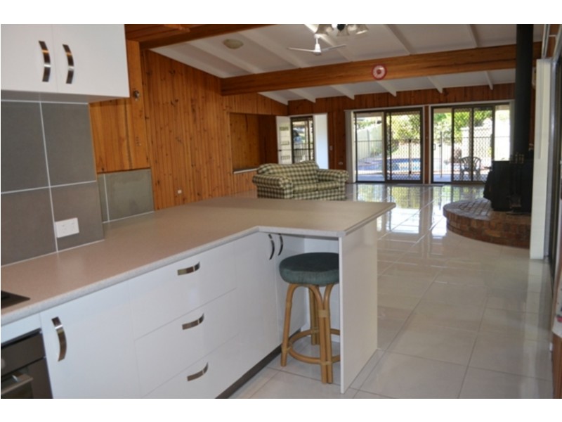 36 Theodore Place, Molendinar QLD 4214
