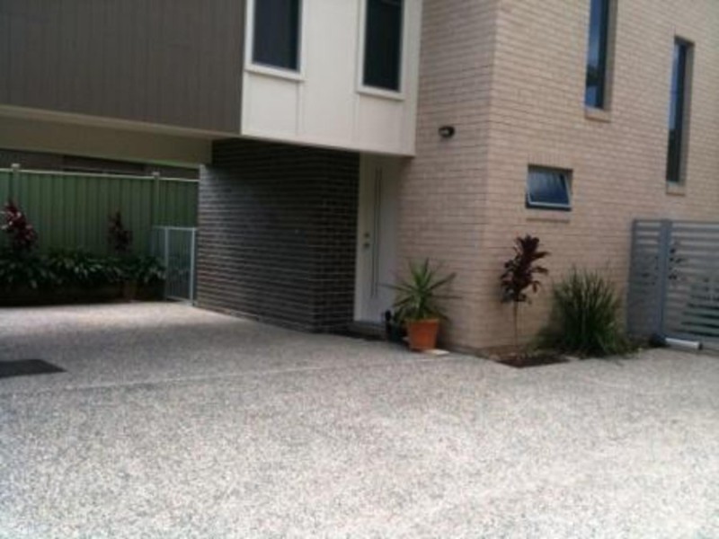 1/39 Gordon Street, Labrador QLD 4215