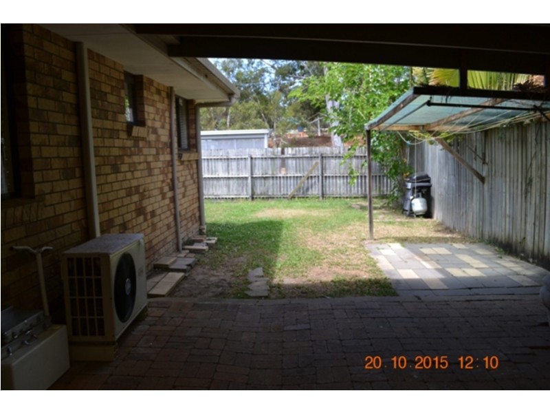 1/2 Burwood Court, Labrador QLD 4215