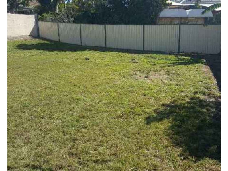 11 Essendon Close, Arundel QLD 4214