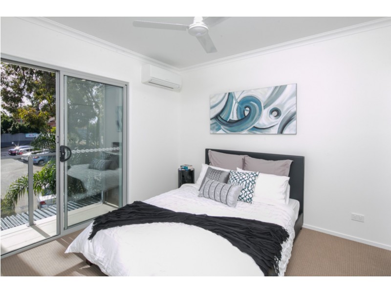 460-462 Pine Ridge Road, Coombabah QLD 4216
