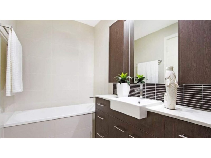 4/71 Minnie Street, Southport QLD 4215