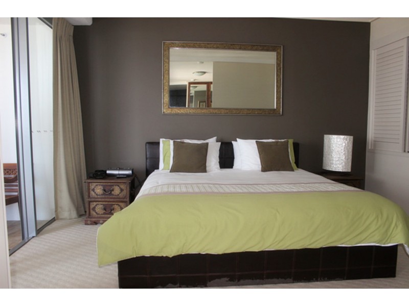 276/105 Scarborough Street, Southport QLD 4215