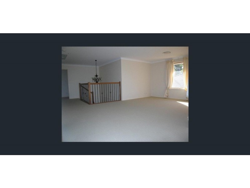 23 Banbrook Court, Molendinar QLD 4214