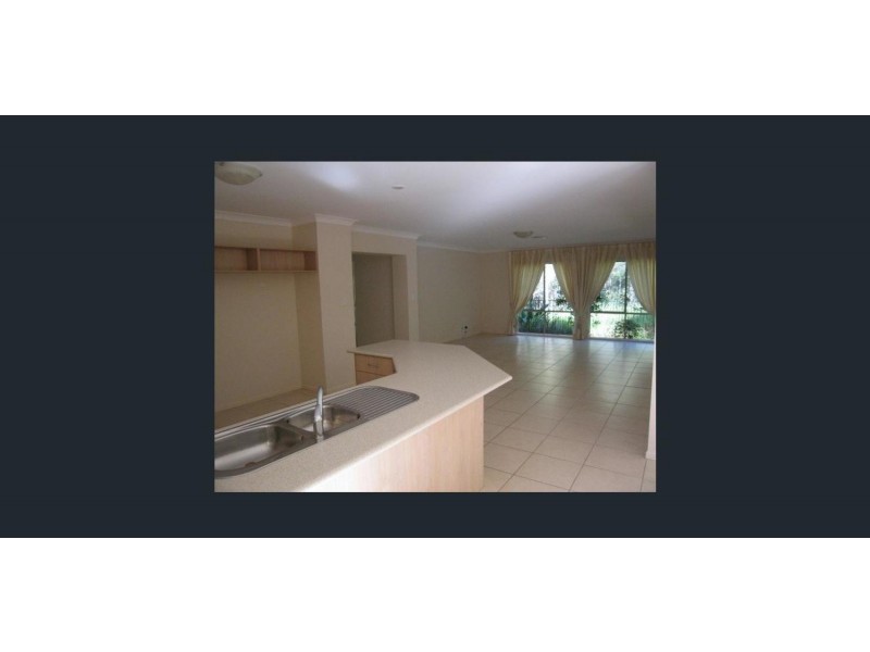 23 Banbrook Court, Molendinar QLD 4214