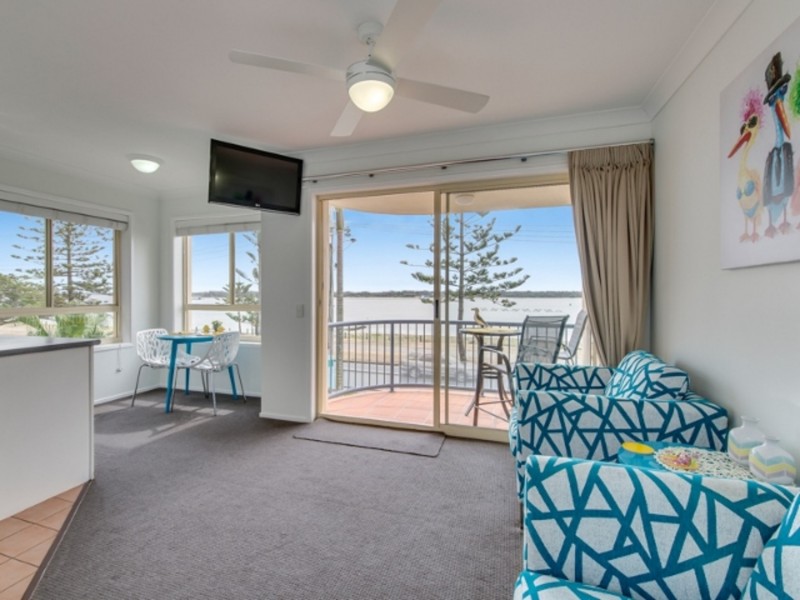 10/416 Marine Parade, Biggera Waters QLD 4216
