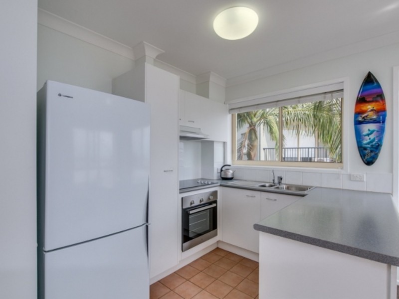 10/416 Marine Parade, Biggera Waters QLD 4216
