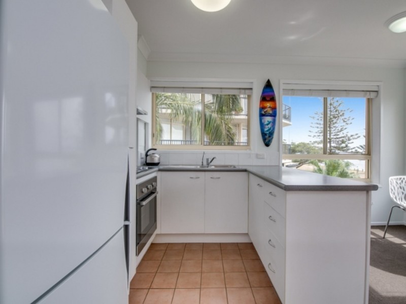 10/416 Marine Parade, Biggera Waters QLD 4216