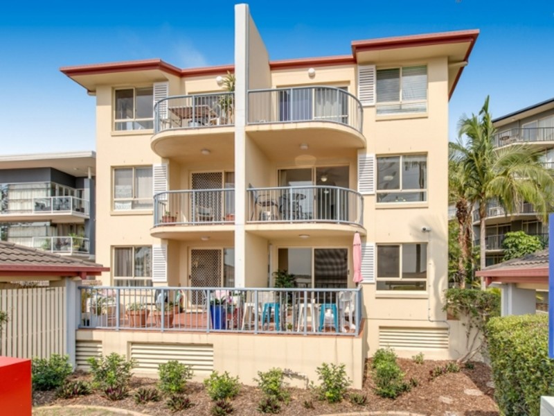 10/416 Marine Parade, Biggera Waters QLD 4216