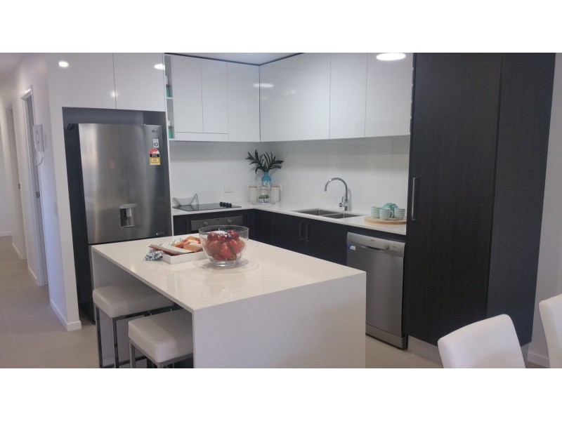 602/26 Spendelove Avenue, Southport QLD 4215