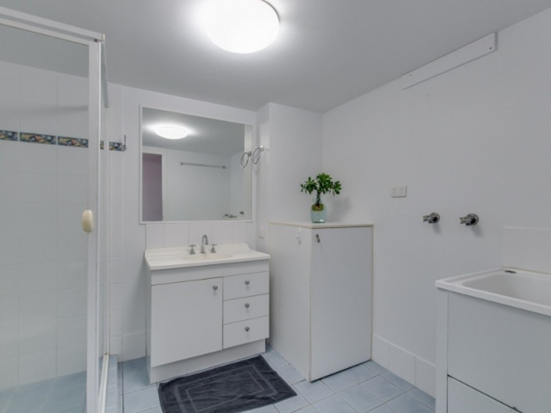 10/88 High Street, Southport QLD 4215