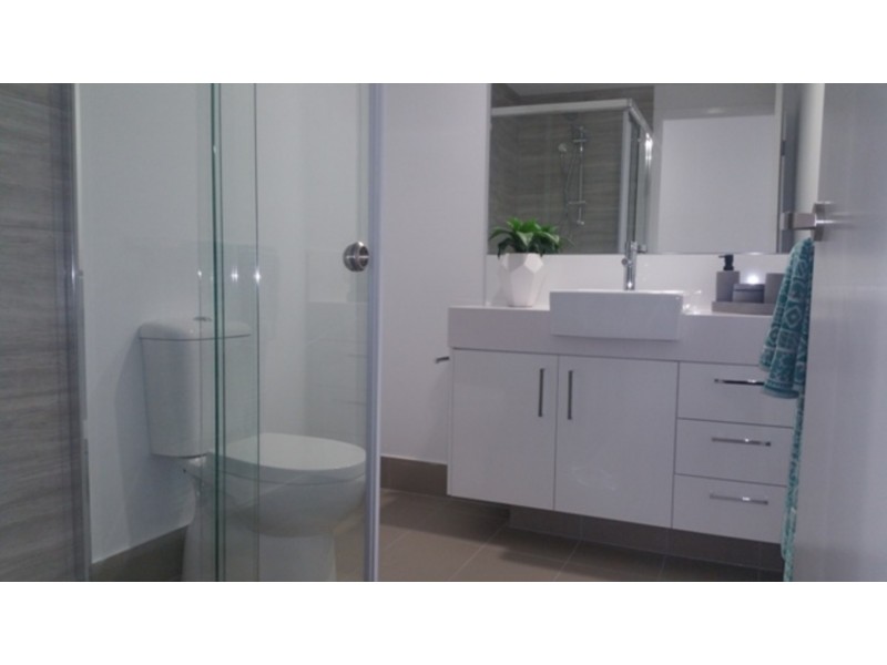 702/26 Spendelove Avenue, Southport QLD 4215