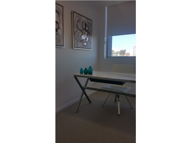 404/26 Spendelove Avenue, Southport QLD 4215