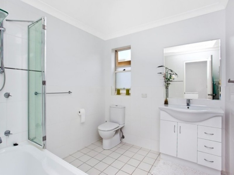 28/64-66 Queen Street, Southport QLD 4215