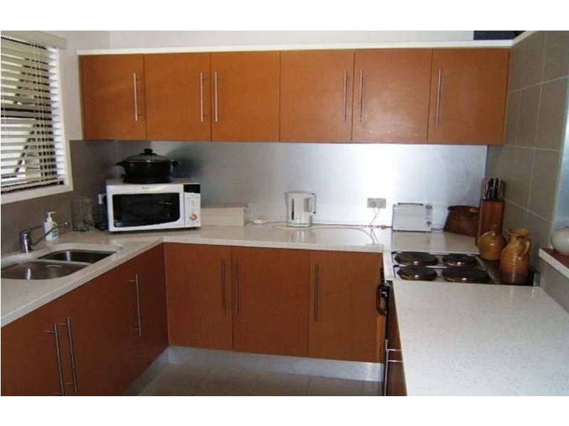 6/5 Andrews Street, Southport QLD 4215