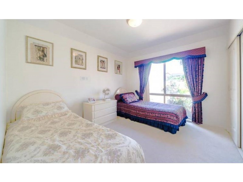 14-16 Folkstone Place, Runaway Bay QLD 4216