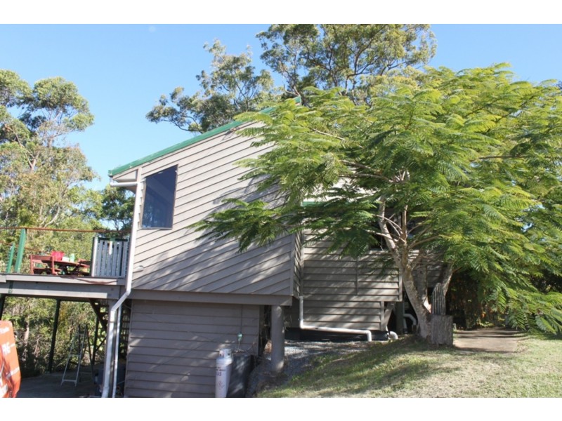 19 Fenton Drive, Tallebudgera QLD 4228