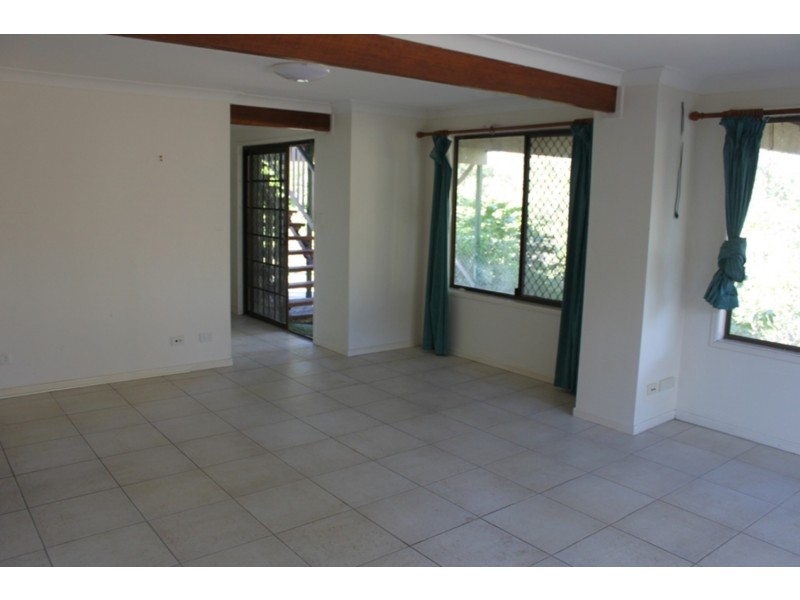 19 Fenton Drive, Tallebudgera QLD 4228