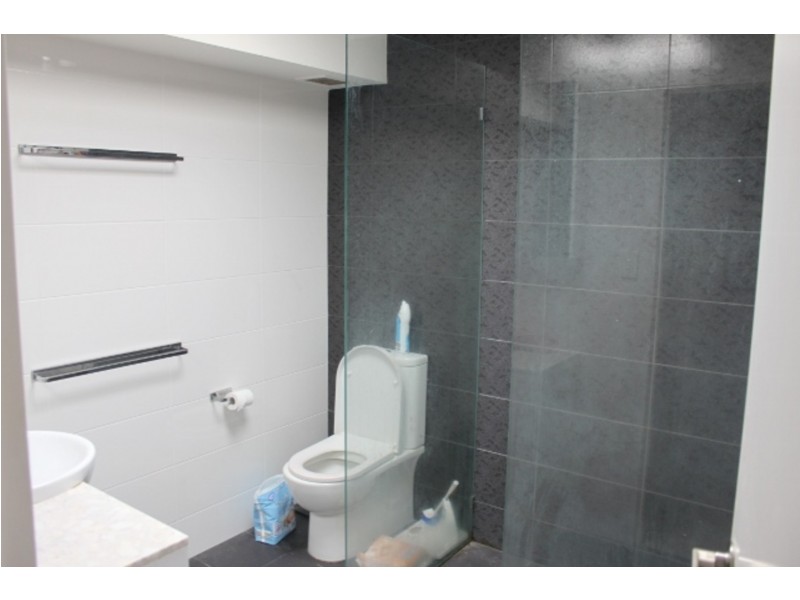 34/77 Brighton Parade, Southport QLD 4215