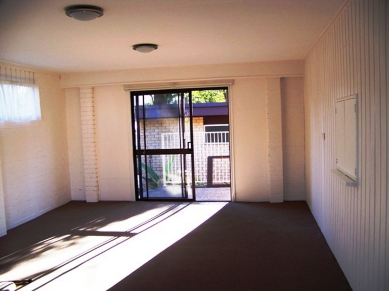 63 Heeb Street, Ashmore QLD 4214