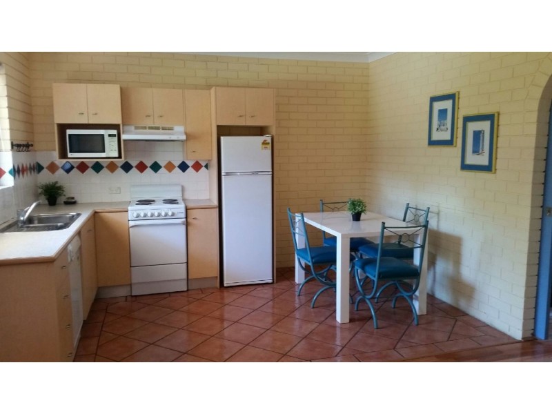 110/132 Marine Parade, Southport QLD 4215