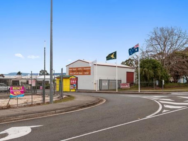 Shed 1/1 Gooding and Manchester Drive, Carrara QLD 4211