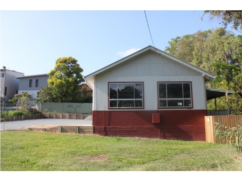 12 Cowderoy Street, Labrador QLD 4215