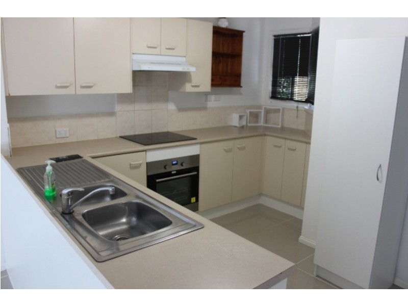 27/15 Yuan Street, Coomera QLD 4209