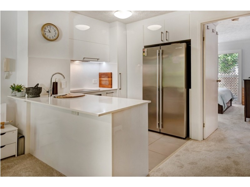 10/38 Little Norman Street, Southport QLD 4215