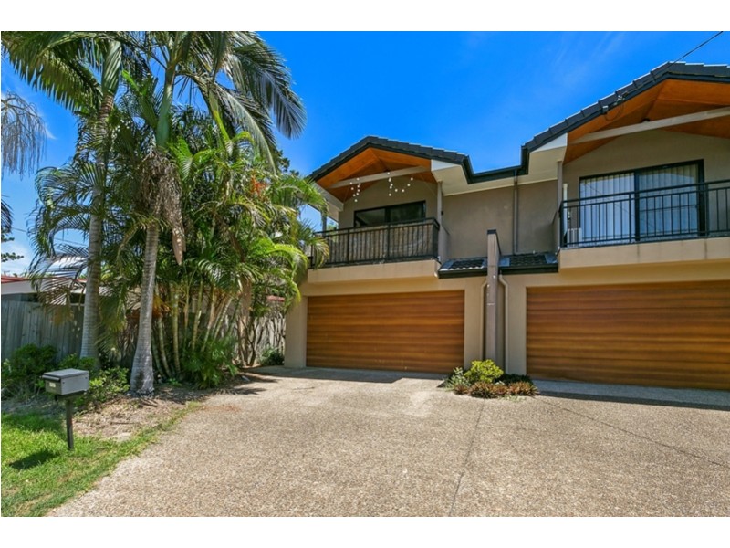 2/49 Melinda Street, Southport QLD 4215