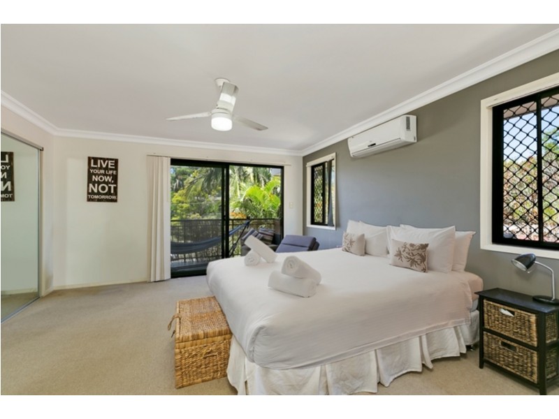 2/49 Melinda Street, Southport QLD 4215