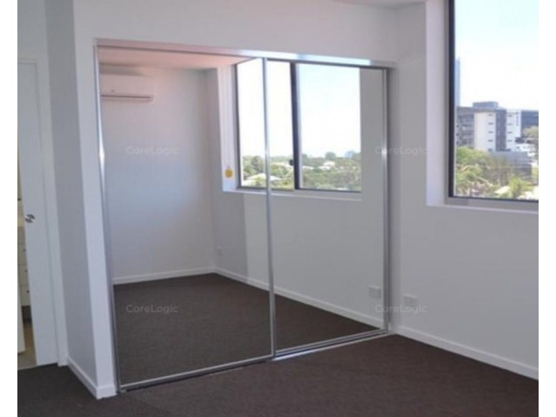 604/26 Spendelove Avenue, Southport QLD 4215