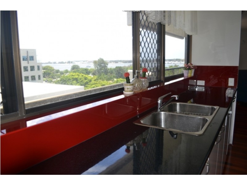 5B/10 Marine Parade, Southport QLD 4215