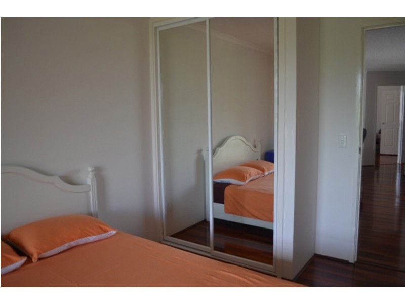 5B/10 Marine Parade, Southport QLD 4215