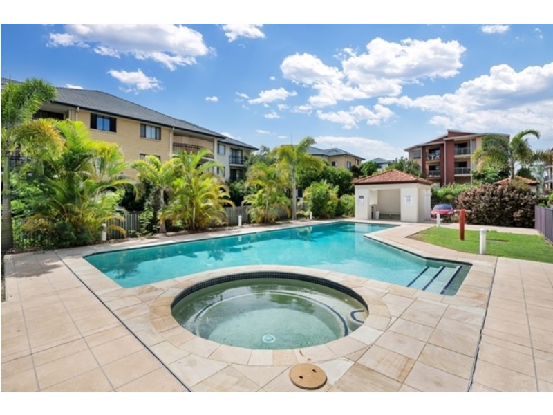 27/132 High Street, Southport QLD 4215