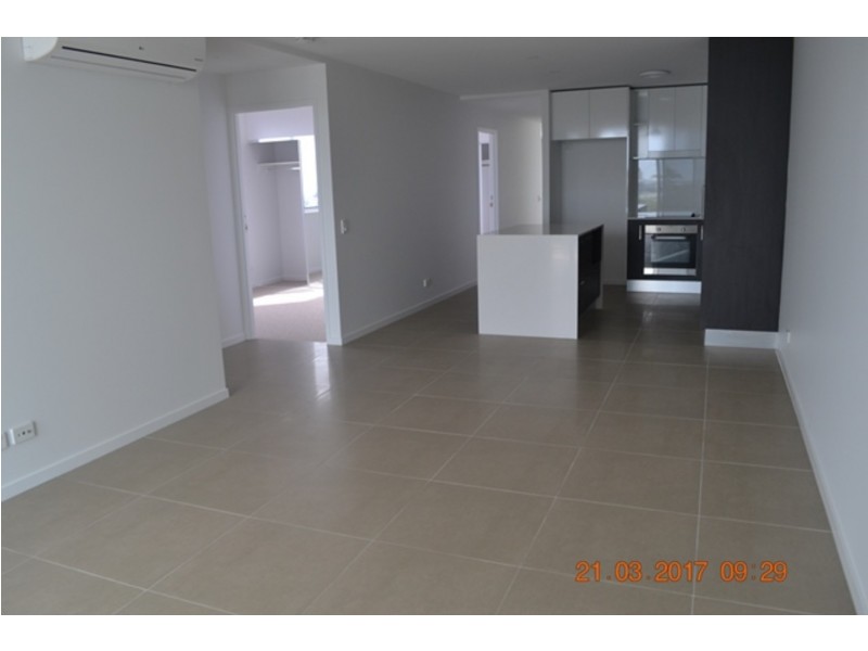801/26 Spendelove Avenue, Southport QLD 4215