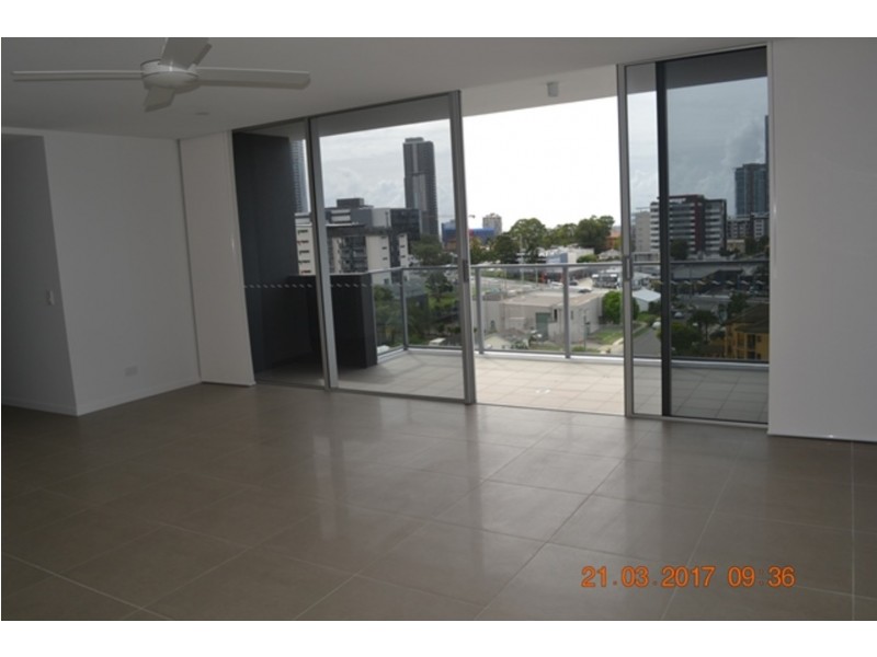 801/26 Spendelove Avenue, Southport QLD 4215