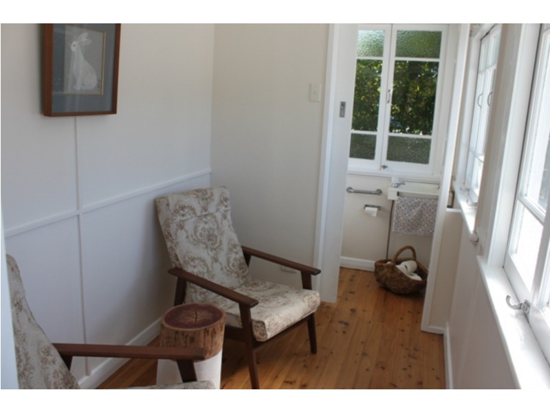 16 Mole Avenue, Southport QLD 4215