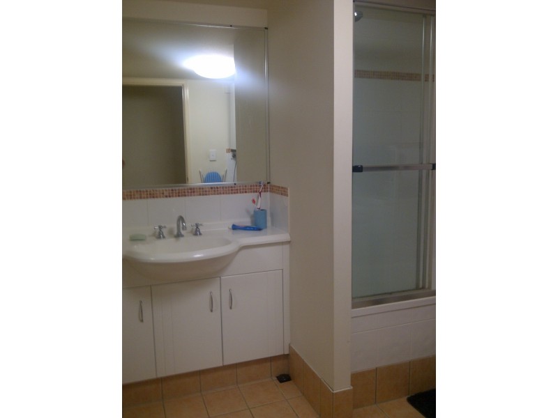 6/84-86 High Street, Southport QLD 4215