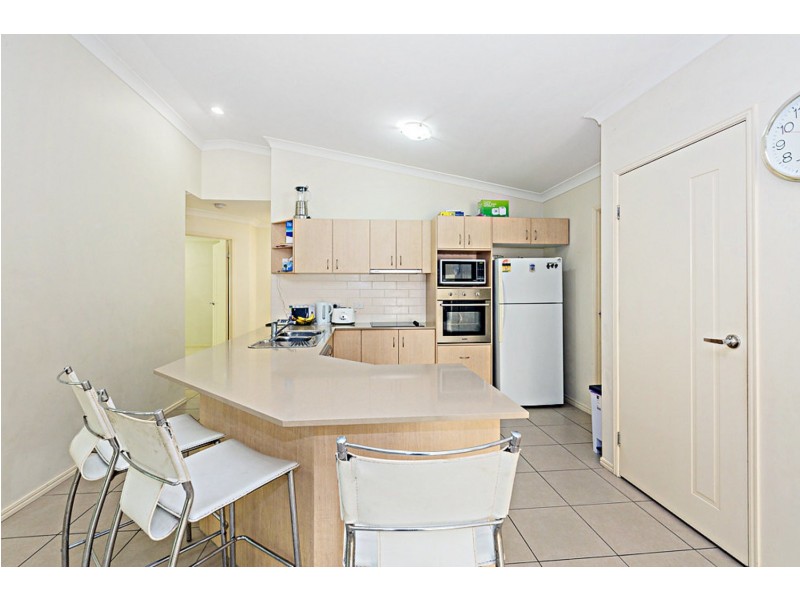 94 Roberts Drive, Maudsland QLD 4210