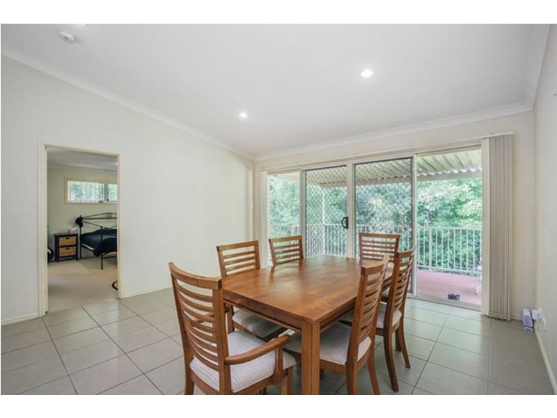 94 Roberts Drive, Maudsland QLD 4210