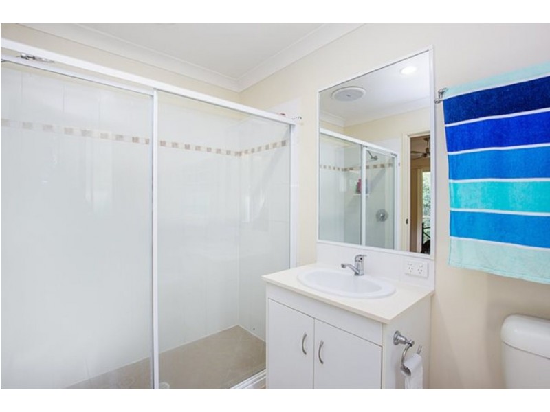 94 Roberts Drive, Maudsland QLD 4210